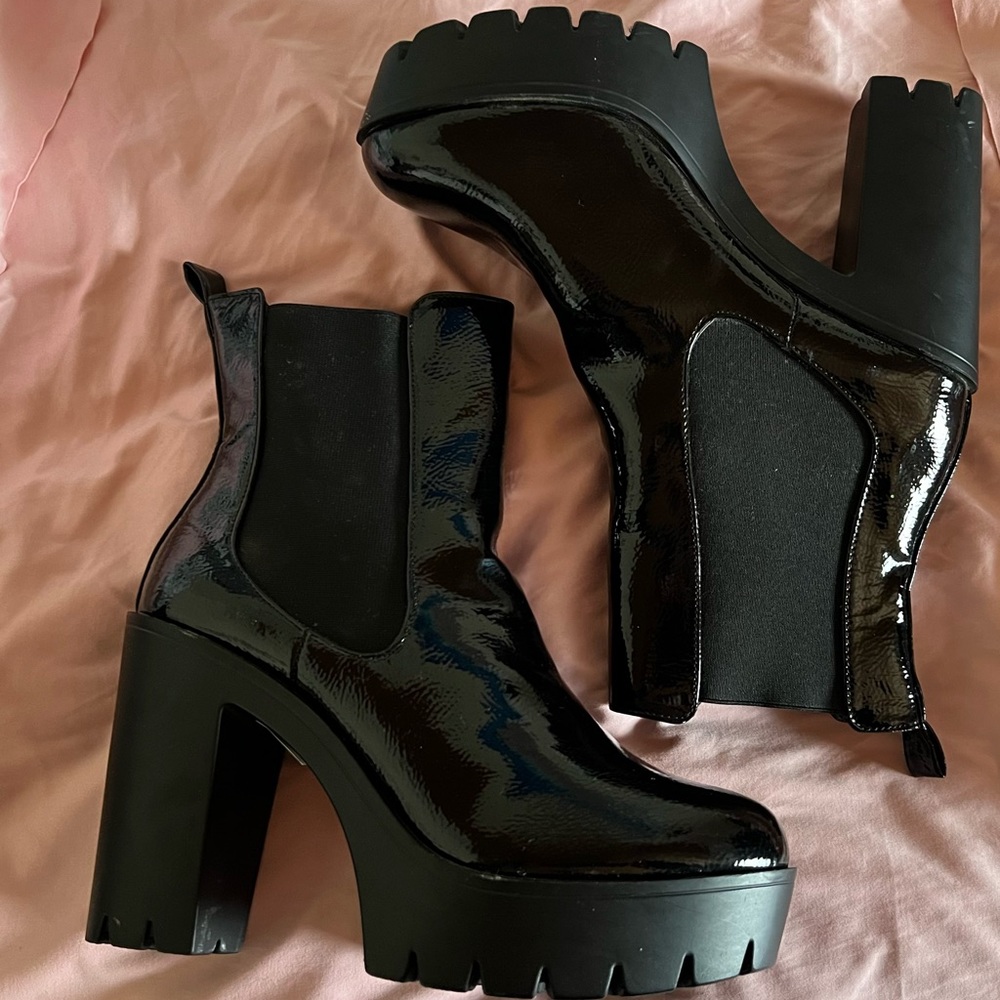Seychelles Gracie Patent Leather Platform chunky ankle goth Boot 10